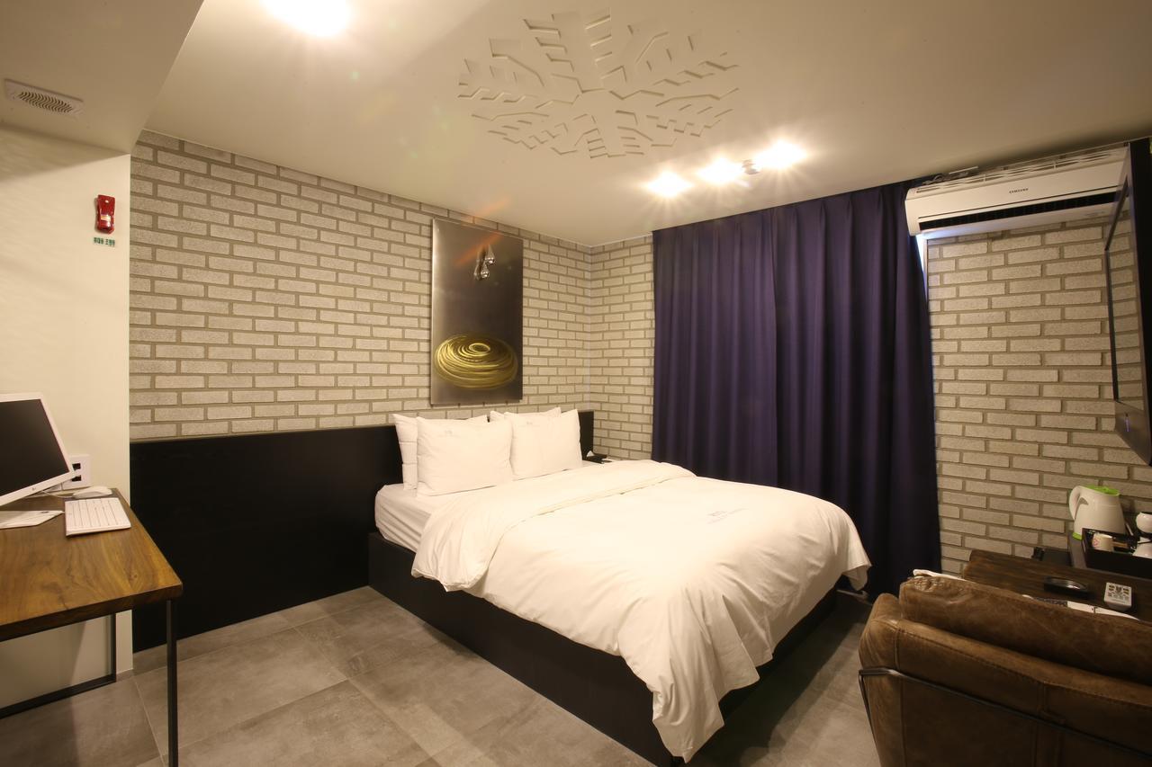 Guri Cello Hotel Екстер'єр фото