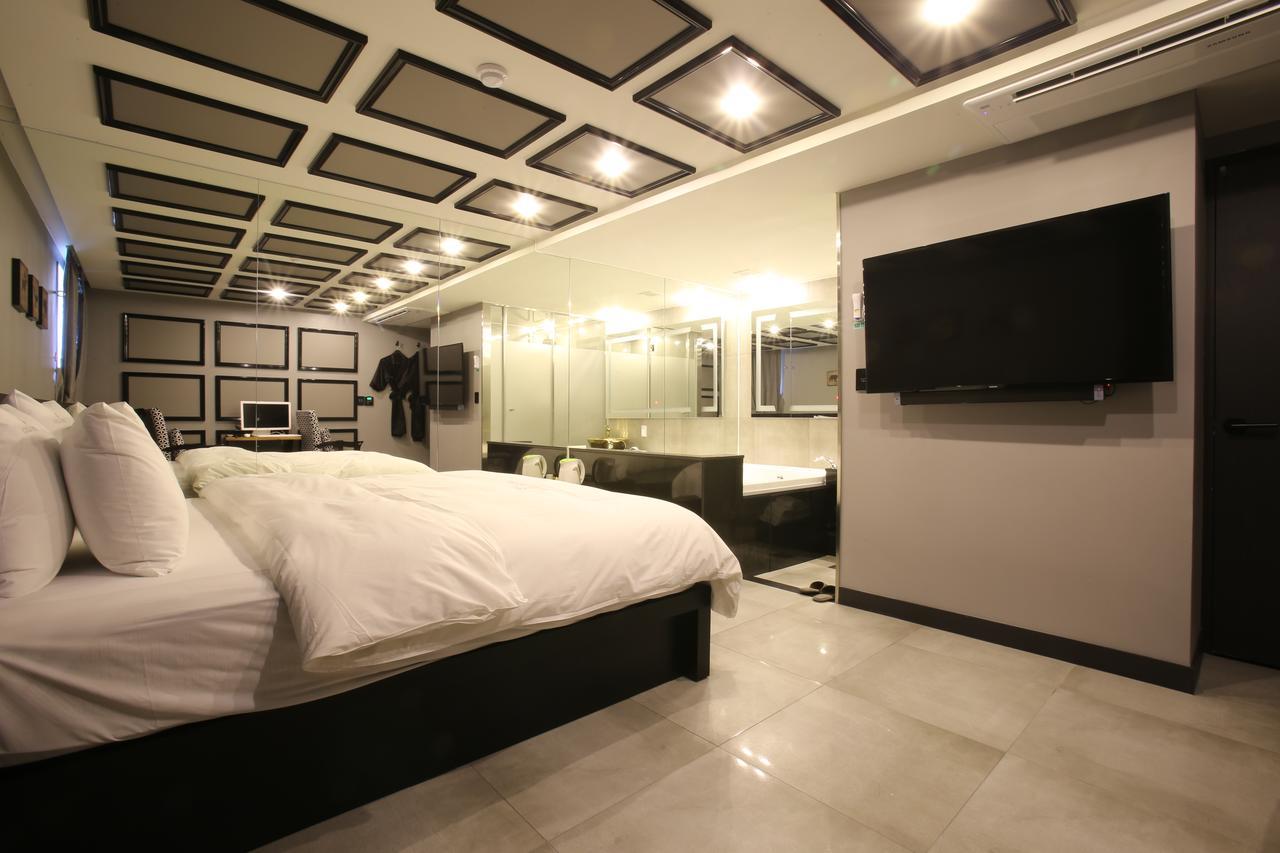 Guri Cello Hotel Екстер'єр фото